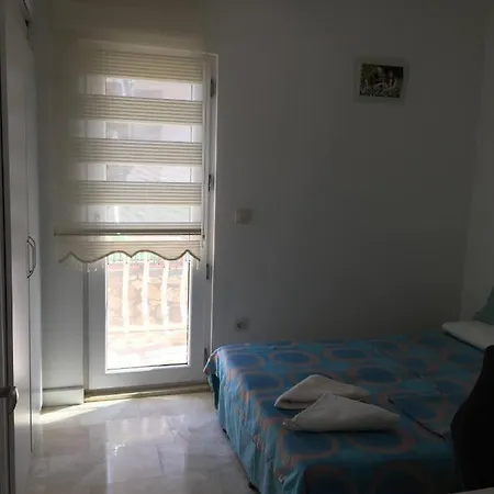 This Is Your Second Home Ikinci Eviniz דלמן